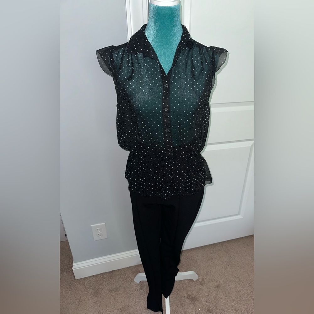 👚✨ black polka dot blouse